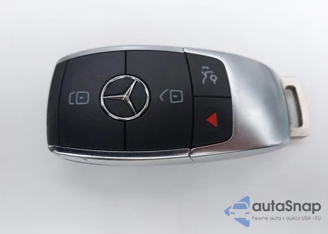 2019 Mercedes-Benz C 300 4Matic из США, поврежденный, VIN 55SWF8EB5KU288456